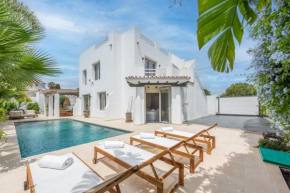 Casa Belle luxury beach side villa